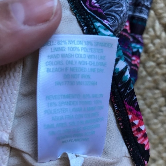 KONA Sol tankini two piece bathing suit top. Size small. - Picture 8 of 8